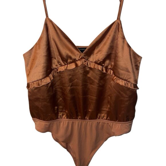 Forever 21 Satin Ruffle Trim Bodysuit Toasted Almond Womens XL Fairy Romantic - Picture 1 of 10